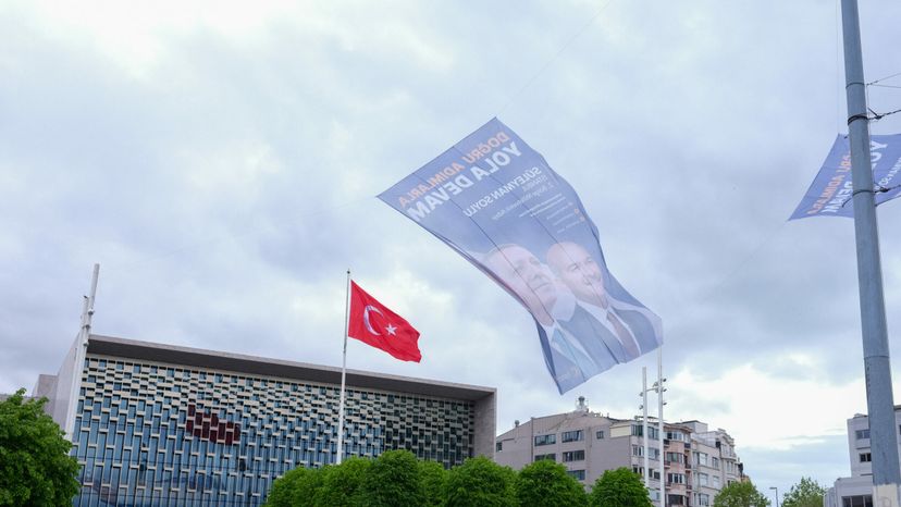 Social policy specialist on elections in Türkiye: "Society has become highly polarized"