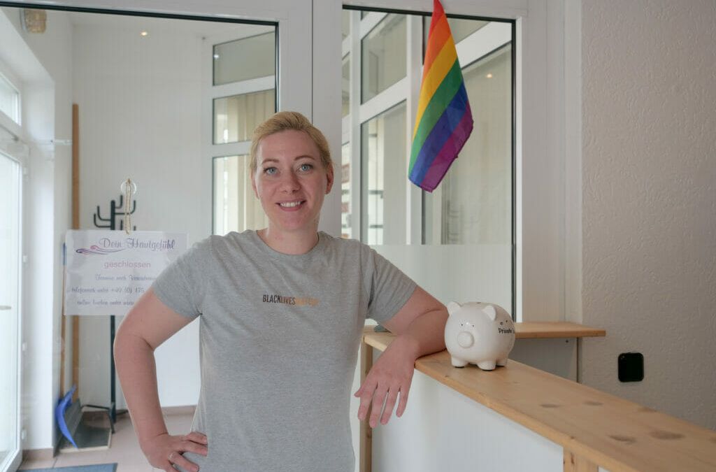 Marisa Höhne in ihrem Kosmetikstudio in Sonneberg.