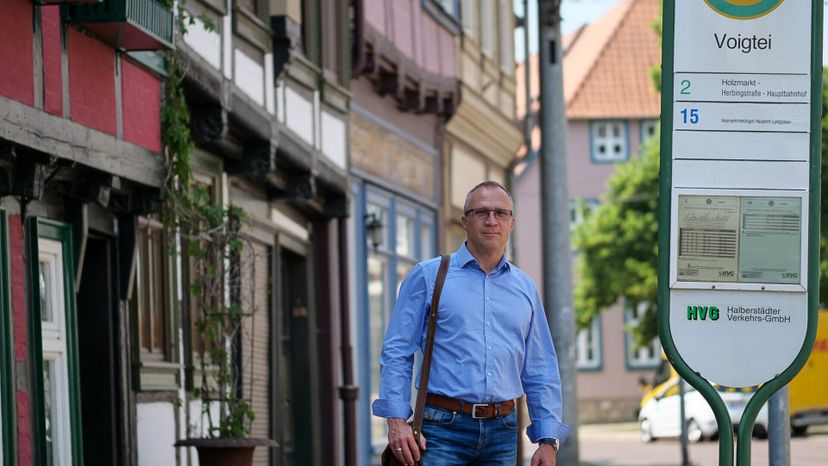 Andreas Henke: Vom Halberstädter Rathaus in den Landtag